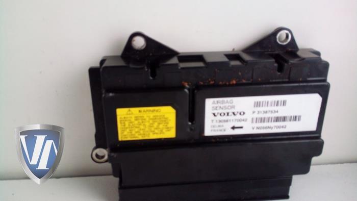 Airbag Module from a Volvo V40 (MV) 1.6 D2 2013