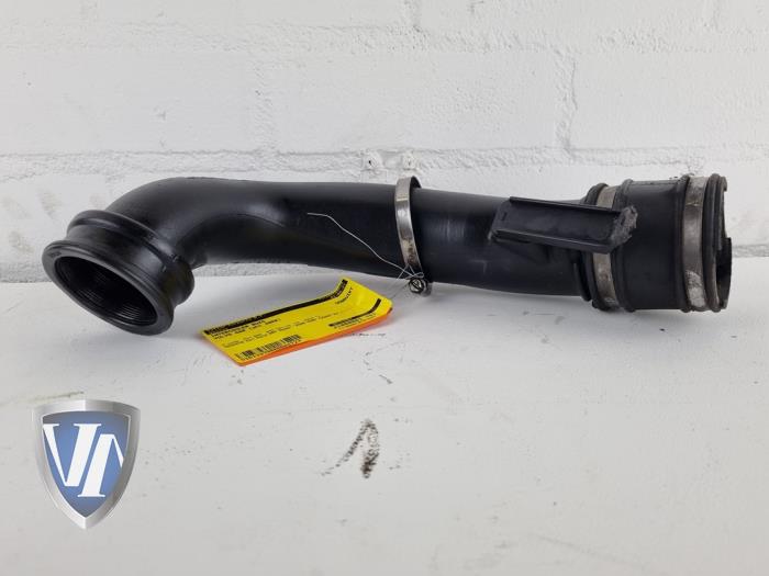 Gebrauchte Intercooler Rohr Volvo S80 (AR/AS) 2.4 D 20V Preis € 30,19 Mit Mehrwertsteuer angeboten von Vollux Carparts B.V.