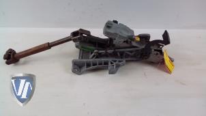 Used Steering column housing complete Volvo V50 (MW) 1.8 16V Price € 90,75 Inclusive VAT offered by Vollux Carparts B.V.