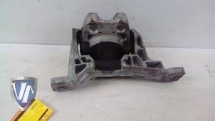 Used Engine mount Volvo V50 (MW) 1.8 16V Price € 18,15 Inclusive VAT offered by Vollux Carparts B.V.