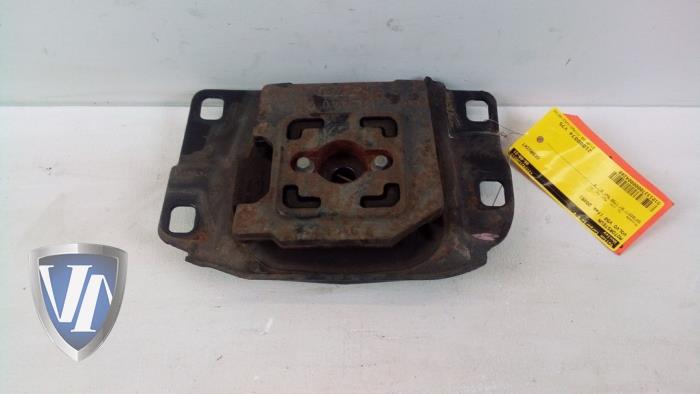 Used Engine mount Volvo V50 (MW) 1.8 16V Price € 18,15 Inclusive VAT offered by Vollux Carparts B.V.
