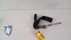Used Rear seatbelt buckle, centre BMW 3 serie (E90) 320i 16V Price € 36,30 Inclusive VAT offered by Vollux Carparts B.V.