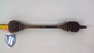 Used Drive shaft, rear left BMW 3 serie (E90) 318i 16V Price € 60,50 Inclusive VAT offered by Vollux Carparts B.V.