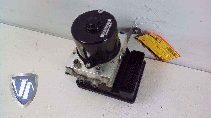 Gebrauchte ABS Pumpe BMW 1 serie (E87/87N) 116d 16V Preis € 60,50 Mit Mehrwertsteuer angeboten von Vollux Carparts B.V.