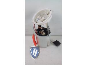 Used Electric fuel pump BMW 3 serie (E90) 318i 16V Price € 90,75 Inclusive VAT offered by Vollux Carparts B.V.