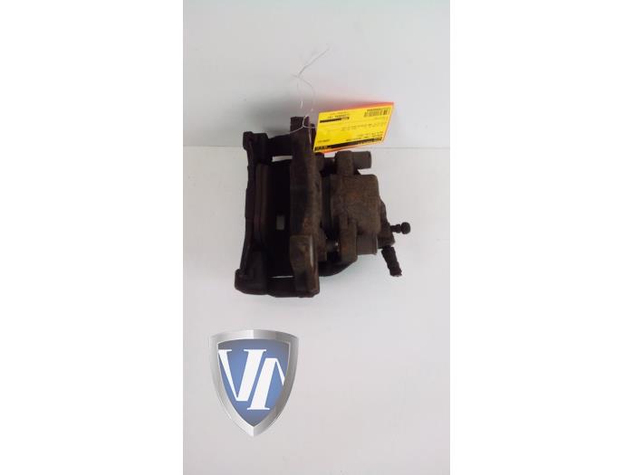 Gebrauchte Bremszange rechts vorne Volvo V70 (BW) 1.6 DRIVe 16V Preis € 30,25 Mit Mehrwertsteuer angeboten von Vollux Carparts B.V.
