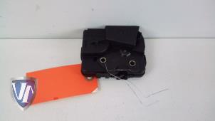 Used Tailgate lock stop BMW 3 serie Touring (E91) 318i 16V Price € 48,40 Inclusive VAT offered by Vollux Carparts B.V.