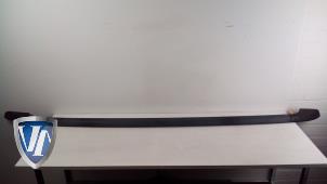 Used Roof rail, right Volvo V50 (MW) 1.8 16V Price € 48,40 Inclusive VAT offered by Vollux Carparts B.V.