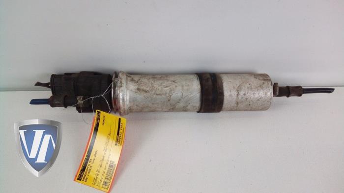 Gebrauchte Kraftstofffilter BMW 1 serie (E81) 118d 16V Preis € 36,30 Mit Mehrwertsteuer angeboten von Vollux Carparts B.V.