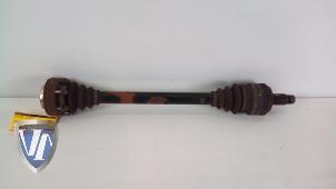 Used Drive shaft, rear left BMW 3 serie (E90) 320i 16V Price € 90,75 Inclusive VAT offered by Vollux Carparts B.V.