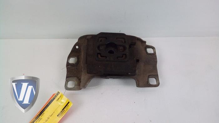 Gearbox mount from a Volvo V50 (MW) 2.0 D 16V 2009