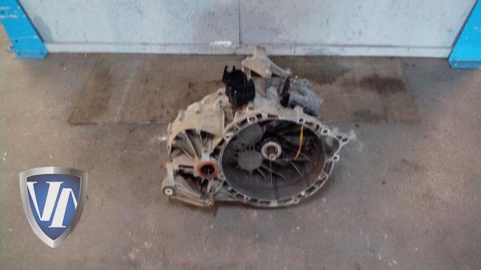Gebrauchte Getriebe Volvo V50 (MW) 2.0 D 16V Preis € 363,00 Mit Mehrwertsteuer angeboten von Vollux Carparts B.V.