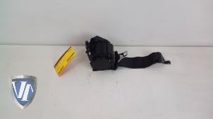 Used Rear seatbelt, centre BMW 3 serie (F30) 318d 2.0 16V Price € 60,50 Inclusive VAT offered by Vollux Carparts B.V.