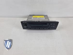 Used Radio CD player BMW 1 serie (E81) 116i 1.6 16V Price € 60,50 Inclusive VAT offered by Vollux Carparts B.V.