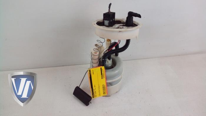 Usagé Filtre carburant Mini Mini (R56) 1.6 16V Cooper Prix € 107,85 Prix TTC proposé par Vollux Carparts B.V.