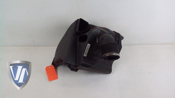 Gebrauchte Luftfiltergehäuse BMW 1 serie (E81) 116i 1.6 16V Preis € 48,40 Mit Mehrwertsteuer angeboten von Vollux Carparts B.V.