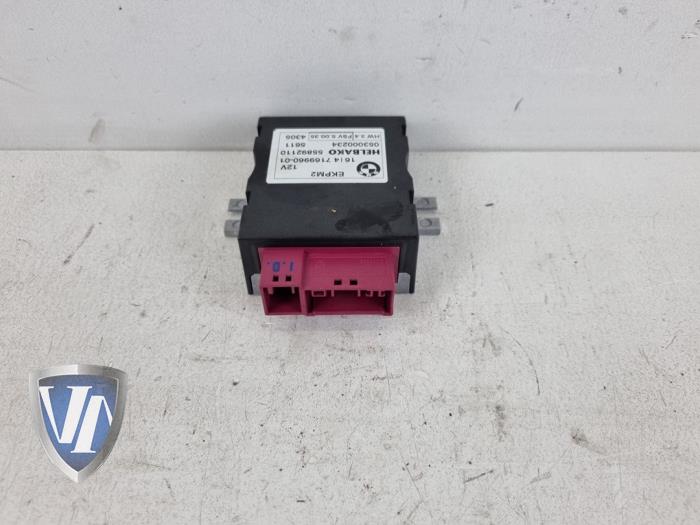 Usagé Module pompe carburant BMW 3 serie Touring (E91) 325i 24V Prix € 60,50 Prix TTC proposé par Vollux Carparts B.V.