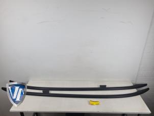 Used Roof rail kit BMW 3 serie Touring (E91) 320i 16V Price € 151,25 Inclusive VAT offered by Vollux Carparts B.V.