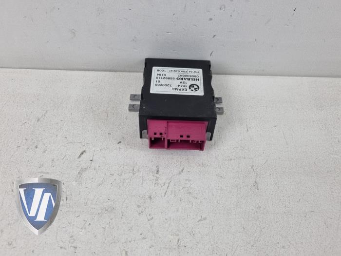 Usagé Module pompe carburant BMW 3 serie (E90) 318i 16V Prix € 60,50 Prix TTC proposé par Vollux Carparts B.V.