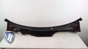 Used Cowl top grille Volvo V50 (MW) 2.0 D 16V Price € 60,50 Inclusive VAT offered by Vollux Carparts B.V.