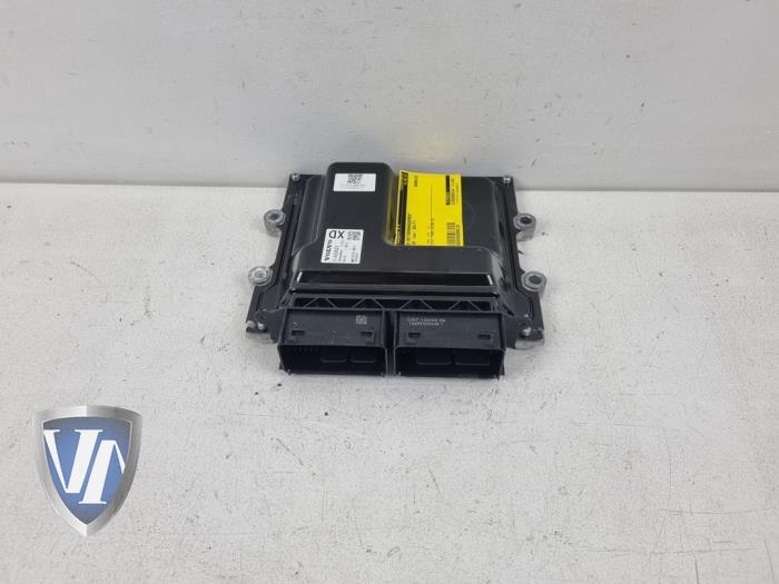 Used Engine management computer Volvo V40 (MV) 2.0 D2 16V Price € 72,54 Inclusive VAT offered by Vollux Carparts B.V.
