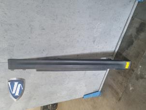Used Side skirt, right Mini Mini (R56) 1.6 16V Cooper Price € 88,58 Inclusive VAT offered by Vollux Carparts B.V.
