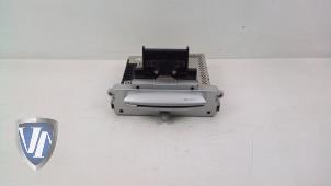 Used CD player Mini Mini (R56) 1.6 16V Cooper Price € 90,75 Inclusive VAT offered by Vollux Carparts B.V.