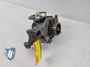 Used Mechanical fuel pump Volvo V50 (MW) 1.6 D2 16V Price € 151,25 Inclusive VAT offered by Vollux Carparts B.V.