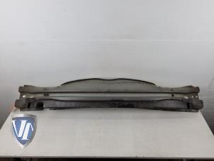 Used Rear support beam Volvo V70 (BW) 2.4 D5 20V Price € 60,50 Inclusive VAT offered by Vollux Carparts B.V.