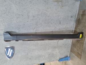 Used Side skirt, right Volvo V70 (BW) 2.4 D5 20V Price € 60,50 Inclusive VAT offered by Vollux Carparts B.V.
