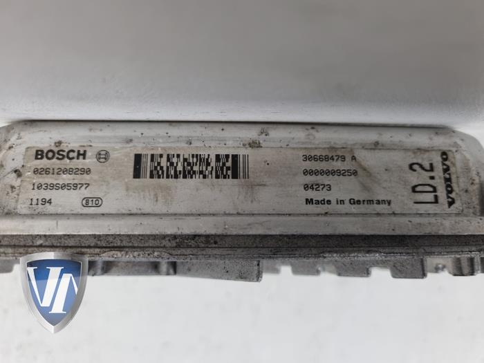 Engine management computer from a Volvo XC90 I 2.9 T6 24V 2005