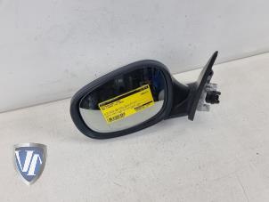 Used Wing mirror, left BMW 3 serie Touring (E91) 320i 16V Price € 78,65 Inclusive VAT offered by Vollux Carparts B.V.