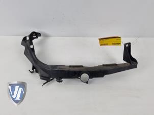 Used Headlight trim, right BMW 3 serie (E90) 318i 16V Price € 42,35 Inclusive VAT offered by Vollux Carparts B.V.
