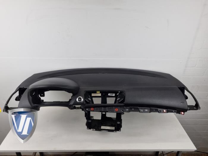 Używane Panel BMW 1 serie (E87/87N) 116i 1.6 16V Cena € 181,50 Z VAT oferowane przez Vollux Carparts B.V.