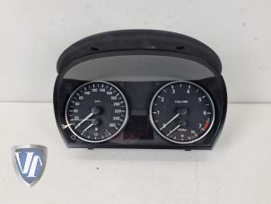 Usagé Instrument de bord BMW 3 serie Touring (E91) 320i 16V Prix € 121,00 Prix TTC proposé par Vollux Carparts B.V.
