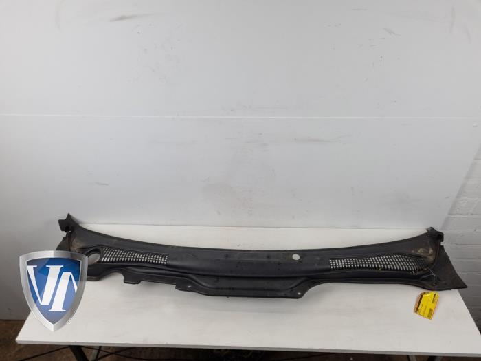 Używane Parawan Volvo C30 (EK/MK) 1.6 D 16V Cena € 30,25 Z VAT oferowane przez Vollux Carparts B.V.
