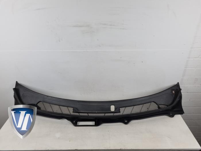 Używane Parawan Volvo XC90 I 2.9 T6 24V Cena € 30,25 Z VAT oferowane przez Vollux Carparts B.V.