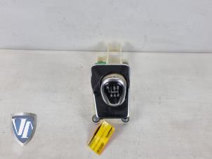Used Gear stick Volvo V40 (MV) 1.6 D2 Price € 121,00 Inclusive VAT offered by Vollux Carparts B.V.