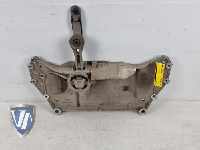 Begagnade Underram Volkswagen Touran (1T1/T2) 1.6 FSI 16V Pris € 90,75 Inklusive moms erbjuds av Vollux Carparts B.V.