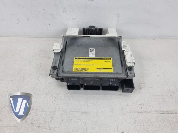 Używane Komputer sterowania silnika Volvo V70 (BW) 2.0 D 16V Cena € 60,50 Z VAT oferowane przez Vollux Carparts B.V.