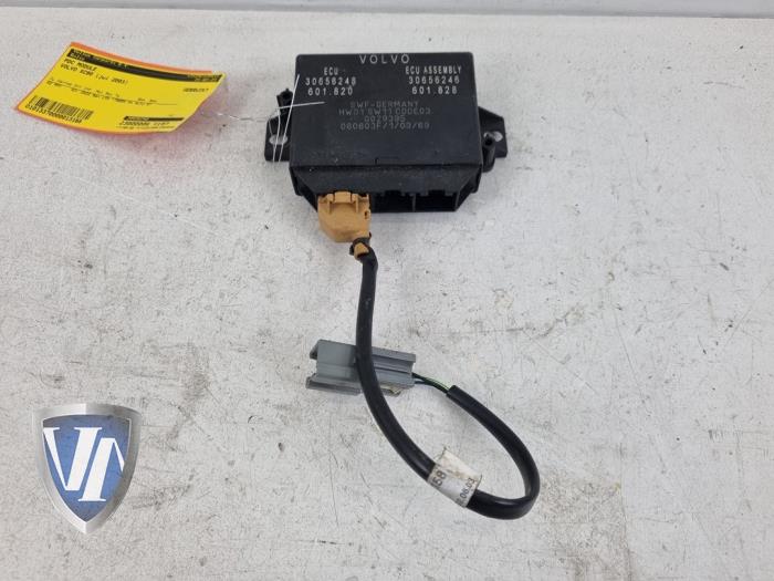 Begagnade PDC-modul Volvo XC90 I 2.9 T6 24V Pris € 60,50 Inklusive moms erbjuds av Vollux Carparts B.V.