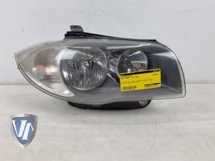 Used Headlight, right BMW 1 serie (E81) 116i 1.6 16V Price € 121,00 Inclusive VAT offered by Vollux Carparts B.V.