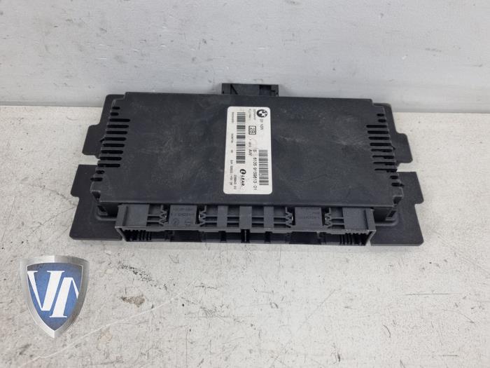 Usagé Module (divers) BMW 1 serie (E81) 120i 16V Prix € 47,19 Prix TTC proposé par Vollux Carparts B.V.
