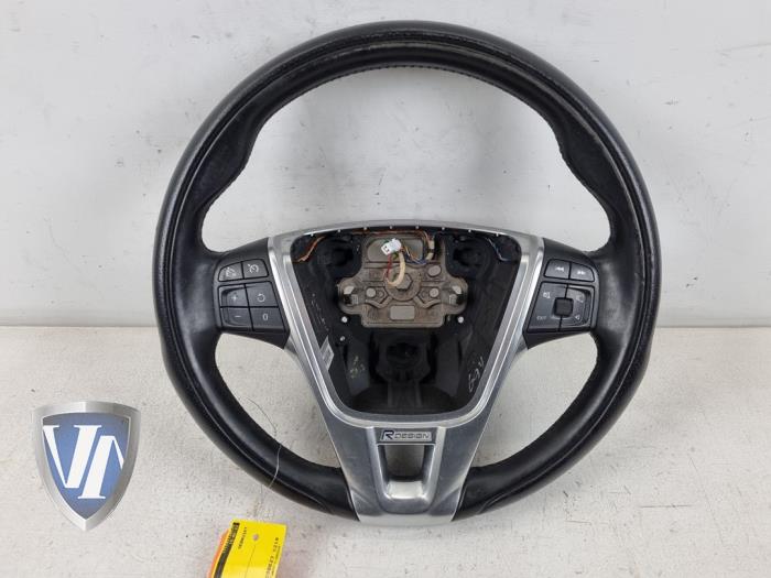 Begagnade Ratt Volvo V60 I (FW/GW) 1.6 DRIVe Pris € 72,60 Inklusive moms erbjuds av Vollux Carparts B.V.