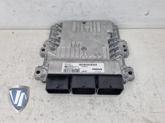 Used Engine management computer Volvo V40 (MV) 1.6 D2 Price € 119,79 Inclusive VAT offered by Vollux Carparts B.V.
