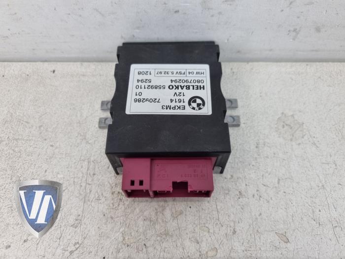 Usagé Module pompe carburant BMW 3 serie (E90) 318i 16V Prix € 60,50 Prix TTC proposé par Vollux Carparts B.V.