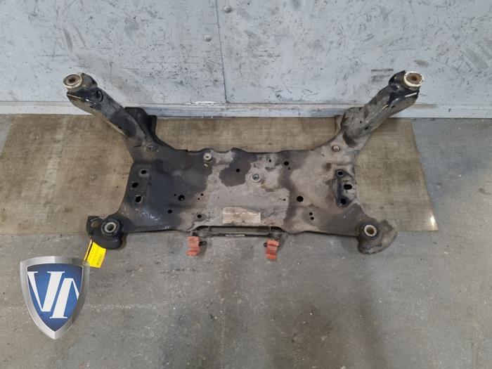 Used Subframe Volvo V40 (MV) 1.6 D2 Price € 181,50 Inclusive VAT offered by Vollux Carparts B.V.