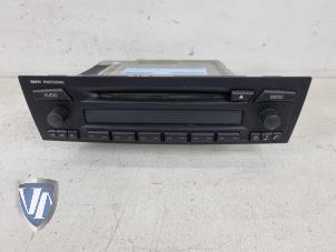 Usados Reproductor de CD y radio BMW 3 serie (E90) 320i 16V Precio € 60,50 IVA incluido ofrecido por Vollux Carparts B.V.