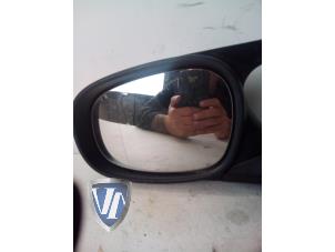 Used Wing mirror, left BMW 3 serie (E90) 318i 16V Price € 60,50 Inclusive VAT offered by Vollux Carparts B.V.