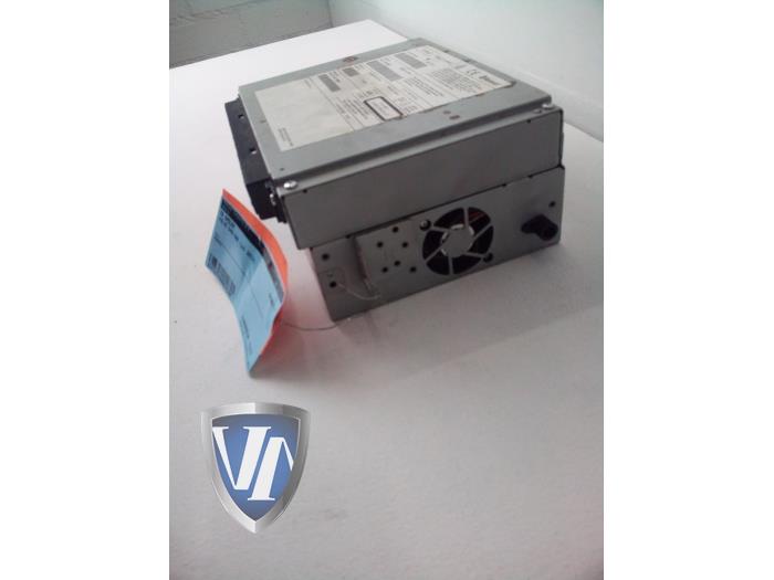 Lecteur CD d'un Volvo V40 (MV) 1.6 D2 2013